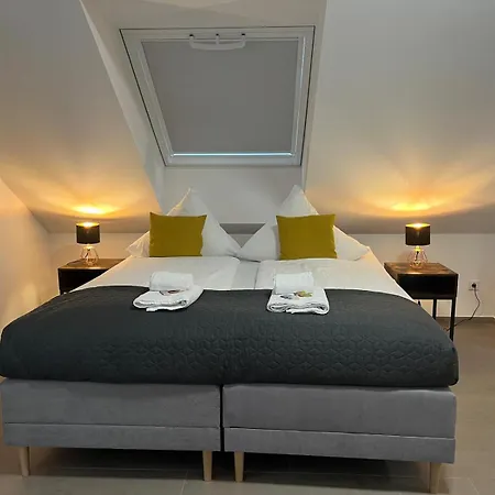 Heaven Homes Pader-stars