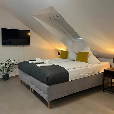 Hama Design Homes Pader-stars * Paderborn